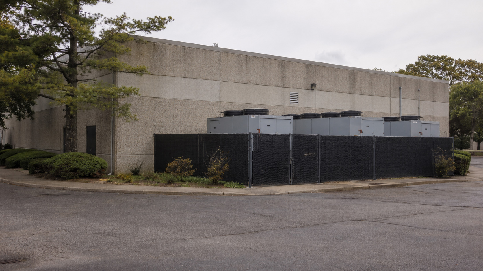Air-cooled chiller equipment